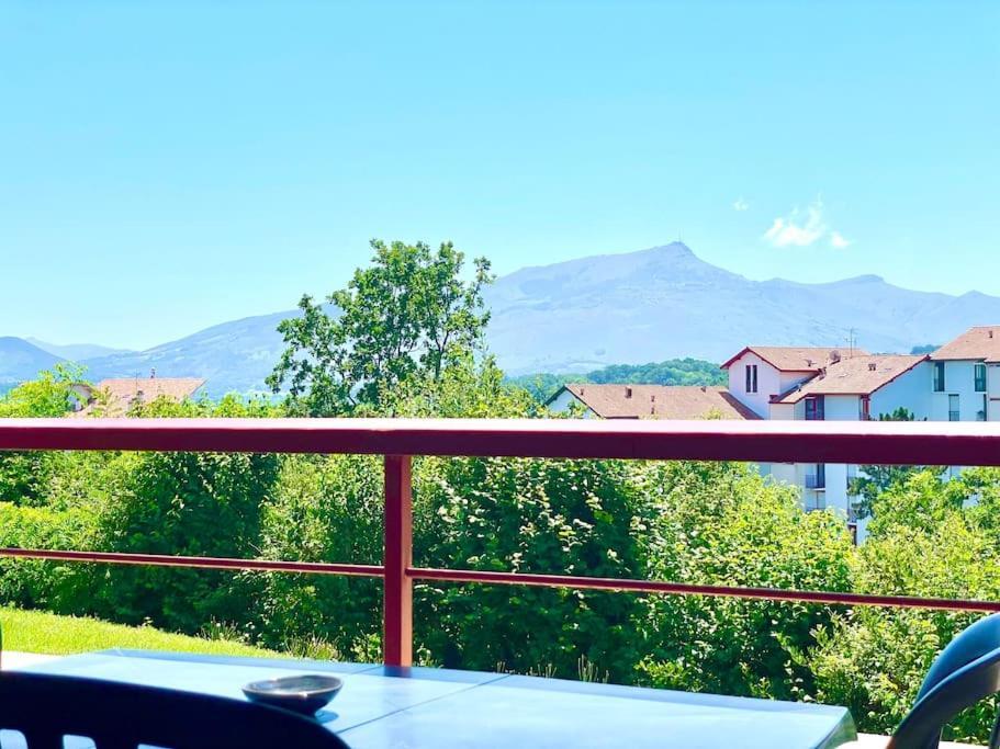 Caporizon-Baillenia-T1 Vue Montagne - Piscine St Jean De Luz Apartment แซ็งฌองเดอลูซ ภายนอก รูปภาพ