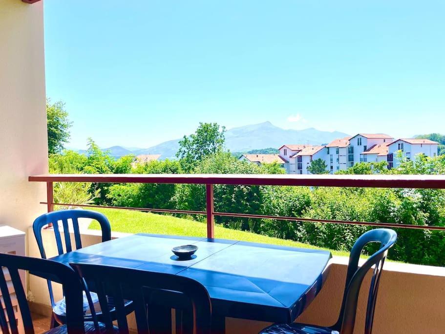 Caporizon-Baillenia-T1 Vue Montagne - Piscine St Jean De Luz Apartment แซ็งฌองเดอลูซ ภายนอก รูปภาพ