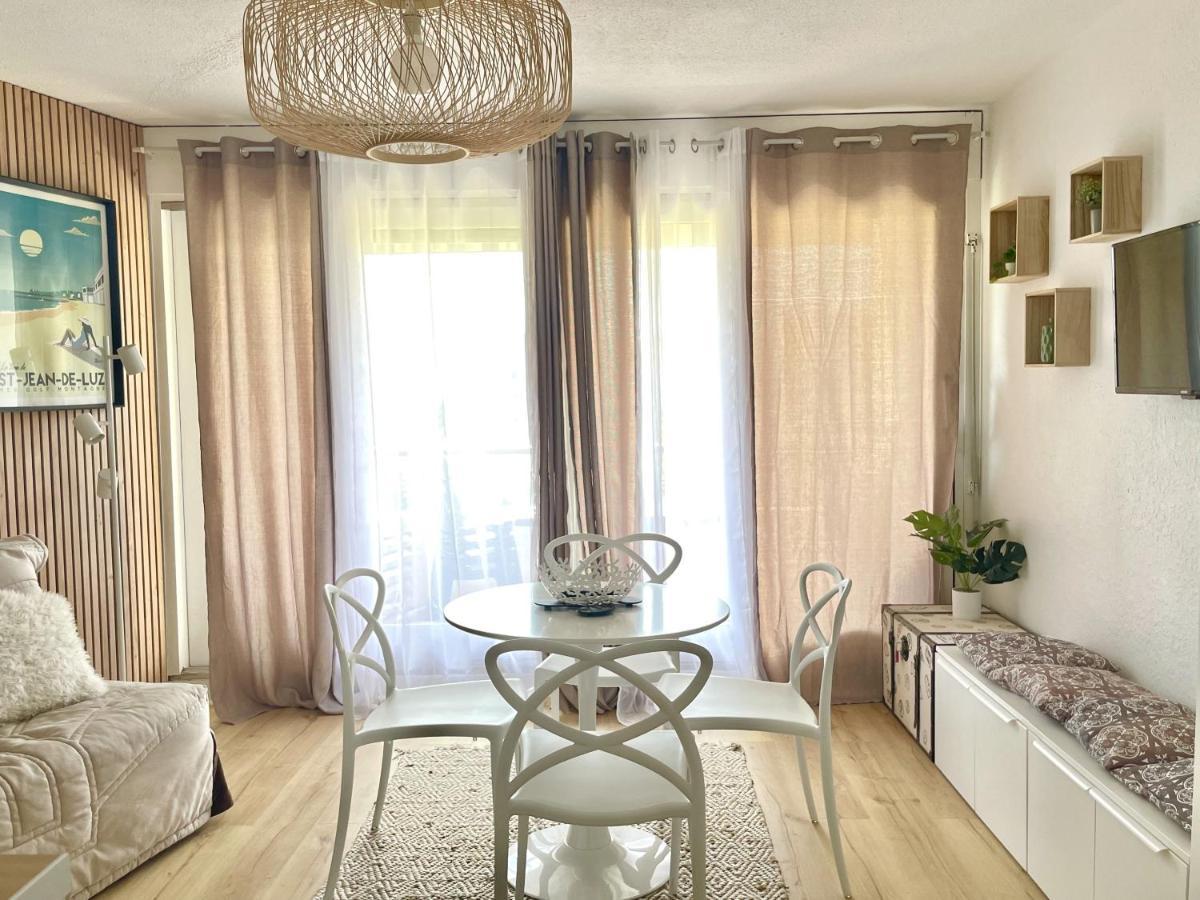 Caporizon-Baillenia-T1 Vue Montagne - Piscine St Jean De Luz Apartment แซ็งฌองเดอลูซ ภายนอก รูปภาพ